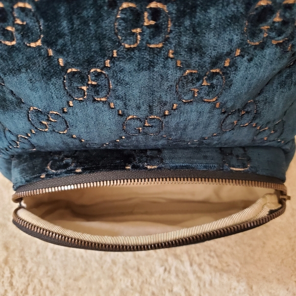 GUCCI backpack - Picture 7 of 12